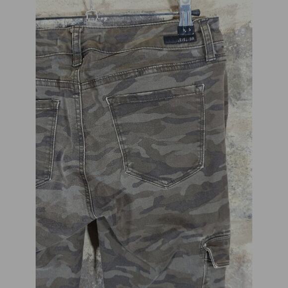 Anthropologie Level 99 Pants Woman's Size 29 Camo Utility Zip‎ Ankle Neutral - Picture 10 of 15